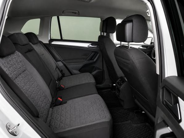 Volkswagen Tiguan II Рестайлинг с пробегом 2021 года, цена 2 900 000 рублей, 61183 км, внедорожник, Автокод Объявления