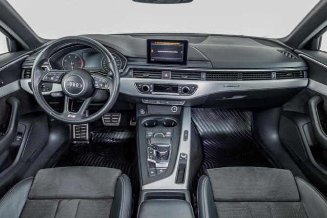 Audi A4 V (B9) с пробегом 2017 года, цена 2 651 000 рублей, 140288 км, седан, Автокод Объявления