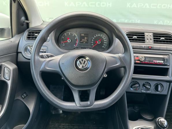 Volkswagen Polo V Рестайлинг с пробегом 2020 года, цена 1 050 000 рублей, 124313 км, седан, Автокод Объявления