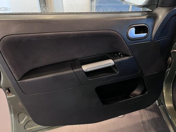 Ford Fusion I Рестайлинг с пробегом 2007 года, цена 350 000 рублей, 277594 км, хэтчбек, Автокод Объявления