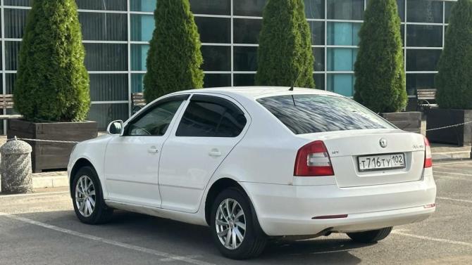 Skoda Octavia II (A5) Рестайлинг с пробегом 2011 года, цена 679 000 рублей, 246000 км, лифтбек, Автокод Объявления