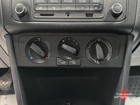 Volkswagen Polo V с пробегом 2010 года, цена 530 000 рублей, 207656 км, хэтчбек, Автокод Объявления