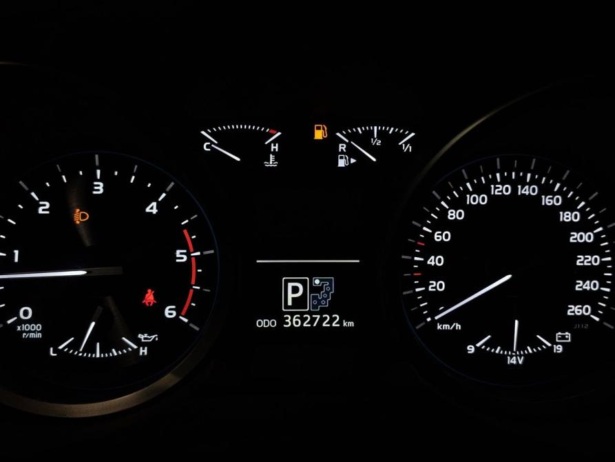 Toyota Land Cruiser 200 Series Рестайлинг 1 Москва  - изображение 18