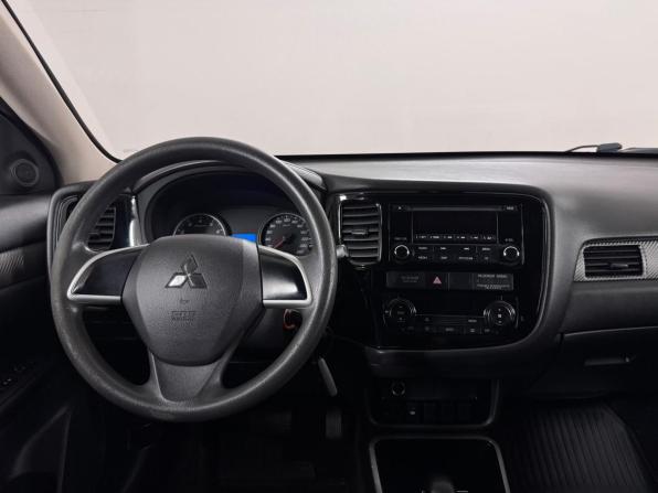 Mitsubishi Outlander III Рестайлинг 2 с пробегом 2018 года, цена 1 330 000 рублей, 177490 км, внедорожник, Автокод Объявления