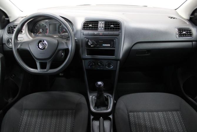 Volkswagen Polo V Рестайлинг с пробегом 2018 года, цена 1 025 000 рублей, 144656 км, седан, Автокод Объявления