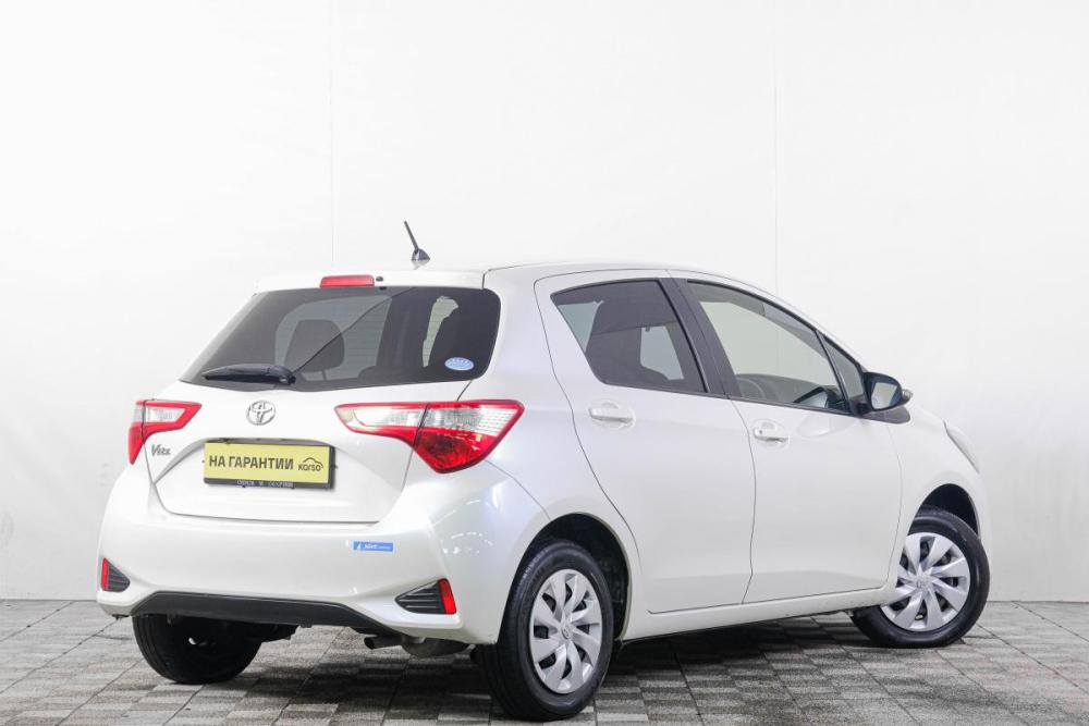 Toyota Vitz III (XP130) Рестайлинг 2 Кемерово  - изображение 7