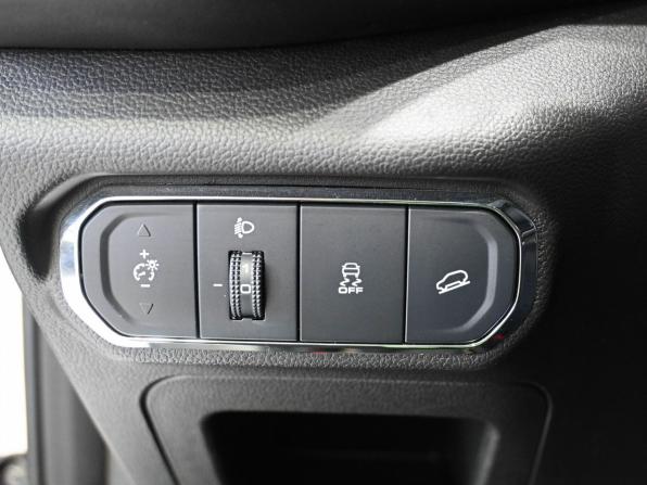 Haval Jolion I с пробегом 2023 года, цена 1 599 900 рублей, 35000 км, внедорожник, Автокод Объявления
