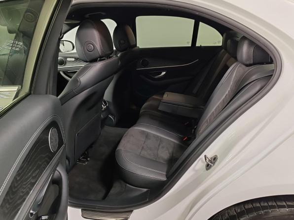 Mercedes-Benz E-Класс V (W213 S213 C238) Рестайлинг с пробегом 2021 года, цена 4 129 000 рублей, 121349 км, седан, Автокод Объявления