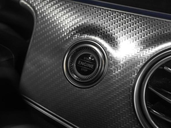 Mercedes-Benz E-Класс V (W213 S213 C238) с пробегом 2019 года, цена 3 299 000 рублей, 155759 км, седан, Автокод Объявления