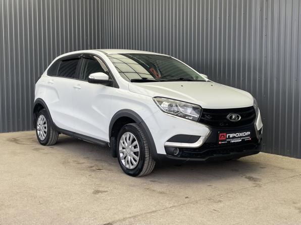 Lada (ВАЗ) XRAY I с пробегом 2018 года, цена 827 000 рублей, 102676 км, хэтчбек, Автокод Объявления