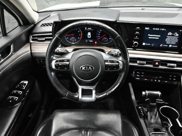 Kia K5 III с пробегом 2021 года, цена 2 560 000 рублей, 71836 км, седан, Автокод Объявления