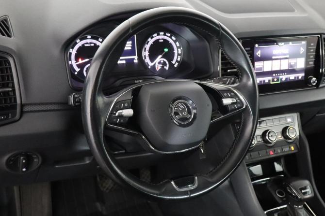 Skoda Karoq I с пробегом 2020 года, цена 1 549 000 рублей, 210000 км, внедорожник, Автокод Объявления