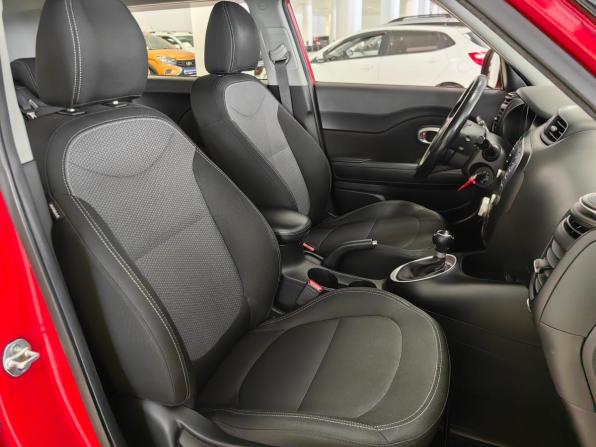 Kia Soul II Рестайлинг с пробегом 2018 года, цена 1 349 000 рублей, 108030 км, хэтчбек, Автокод Объявления