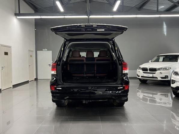 Toyota Land Cruiser 200 Series Рестайлинг 2 с пробегом 2016 года, цена 4 495 000 рублей, 366545 км, внедорожник, Автокод Объявления