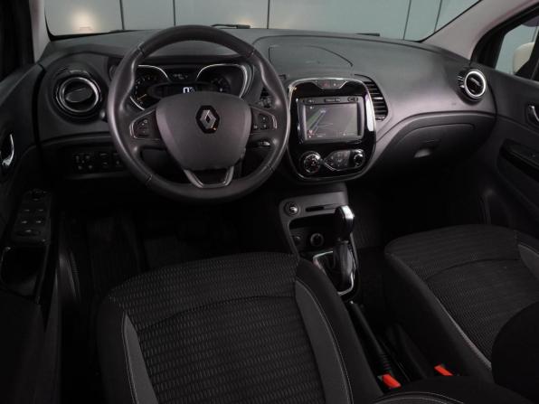 Renault Kaptur I с пробегом 2016 года, цена 1 499 000 рублей, 132182 км, внедорожник, Автокод Объявления