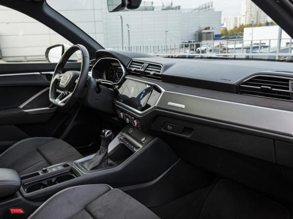 Audi Q3 II (F3) с пробегом 2022 года, цена 4 179 000 рублей, 45846 км, внедорожник, Автокод Объявления