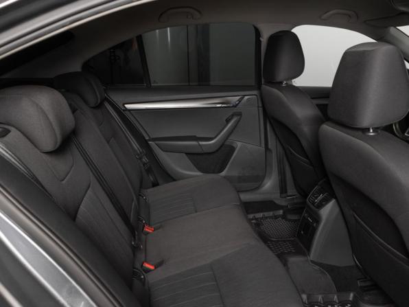 Skoda Octavia III (A7) Рестайлинг с пробегом 2017 года, цена 2 185 987 рублей, 156849 км, лифтбек, Автокод Объявления