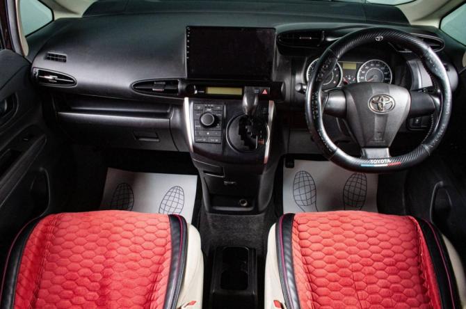 Toyota Wish II с пробегом 2011 года, цена 1 399 000 рублей, 116400 км, минивэн, Автокод Объявления