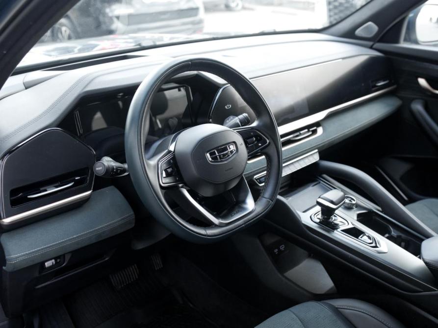 Geely Monjaro I Москва  - изображение 13