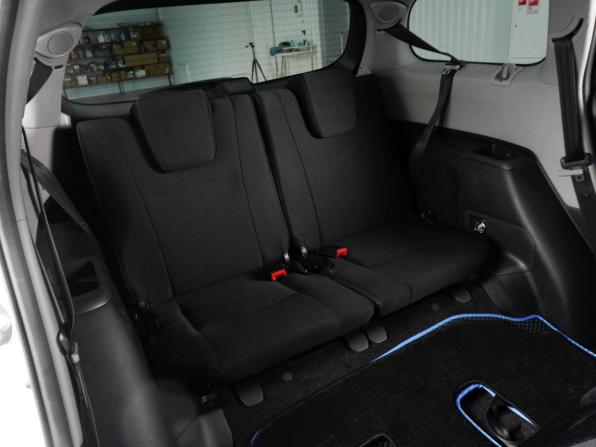 Toyota Wish II с пробегом 2009 года, цена 1 239 000 рублей, 162773 км, минивэн, Автокод Объявления