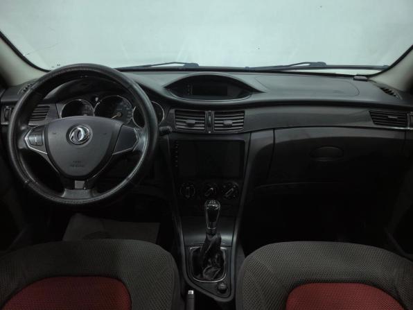 Dongfeng H30 Cross с пробегом 2015 года, цена 500 000 рублей, 114909 км, хэтчбек, Автокод Объявления