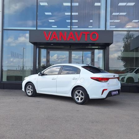Kia Rio IV с пробегом 2017 года, цена 1 390 000 рублей, 89000 км, седан, Автокод Объявления