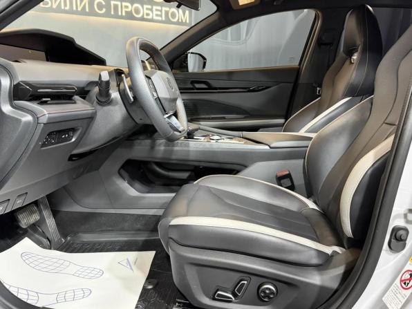 Changan UNI-V I с пробегом 2023 года, цена 2 350 000 рублей, 6312 км, лифтбек, Автокод Объявления