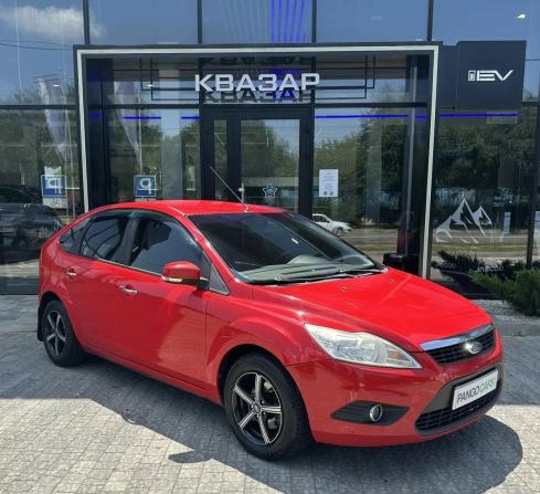 Ford Focus II Рестайлинг с пробегом 2011 года, цена 599 000 рублей, 255305 км, хэтчбек, Автокод Объявления