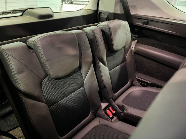 Renault Espace V с пробегом 2016 года, цена 1 675 000 рублей, 205000 км, минивэн, Автокод Объявления