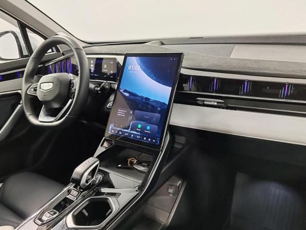 Geely Atlas II с пробегом 2024 года, цена 2 635 000 рублей, 28106 км, внедорожник, Автокод Объявления