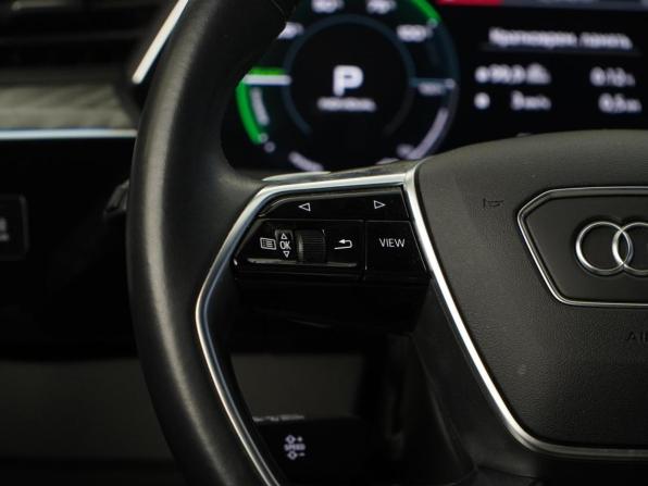 Audi e-tron I с пробегом 2021 года, цена 5 547 031 рубль, 32558 км, внедорожник, Автокод Объявления