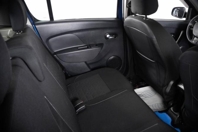 Renault Sandero II с пробегом 2017 года, цена 1 049 000 рублей, 165254 км, хэтчбек, Автокод Объявления
