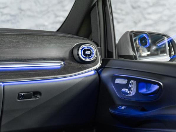 Новый Mercedes-Benz V-Класс III (W447) Рестайлинг 2 2026 года, цена 15 490 000 рублей, минивэн, Автокод Объявления