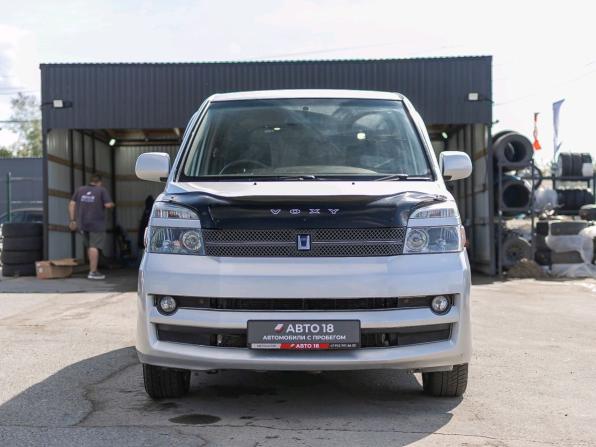 Toyota Voxy I (R60) с пробегом 2004 года, цена 999 000 рублей, 304439 км, компактвэн, Автокод Объявления