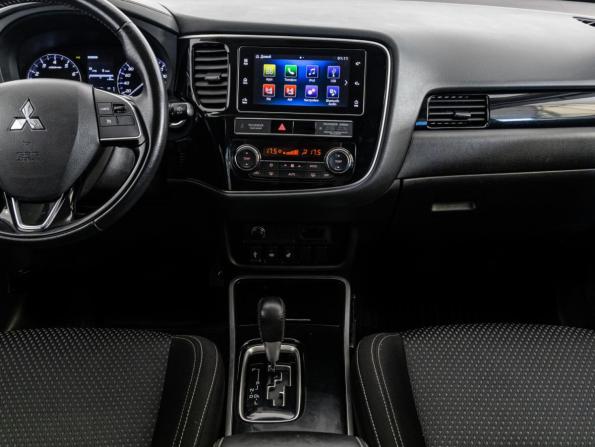 Mitsubishi Outlander III Рестайлинг 3 с пробегом 2019 года, цена 2 399 000 рублей, 102906 км, внедорожник, Автокод Объявления
