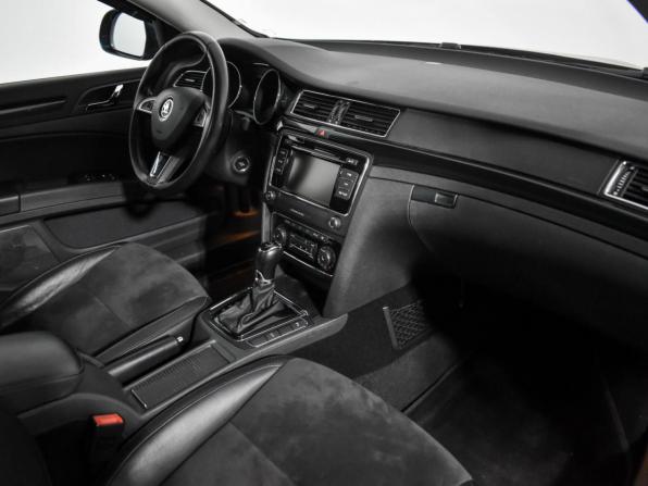 Skoda Superb II Рестайлинг с пробегом 2014 года, цена 1 350 000 рублей, 168697 км, универсал, Автокод Объявления