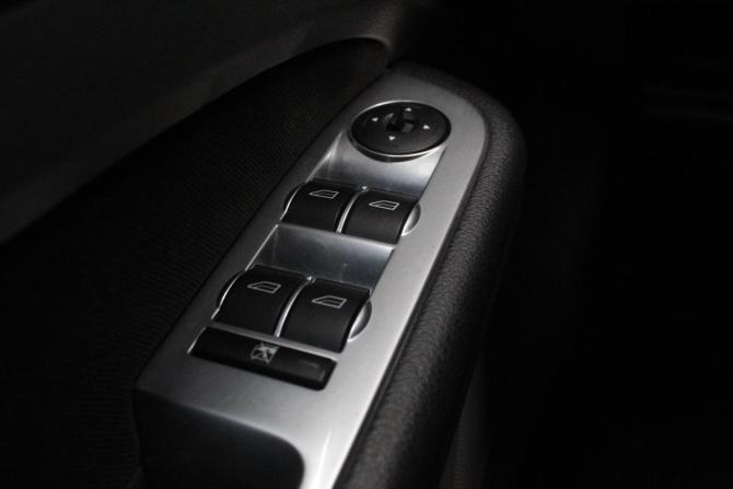 Ford Focus II Рестайлинг с пробегом 2009 года, цена 635 000 рублей, 205122 км, седан, Автокод Объявления