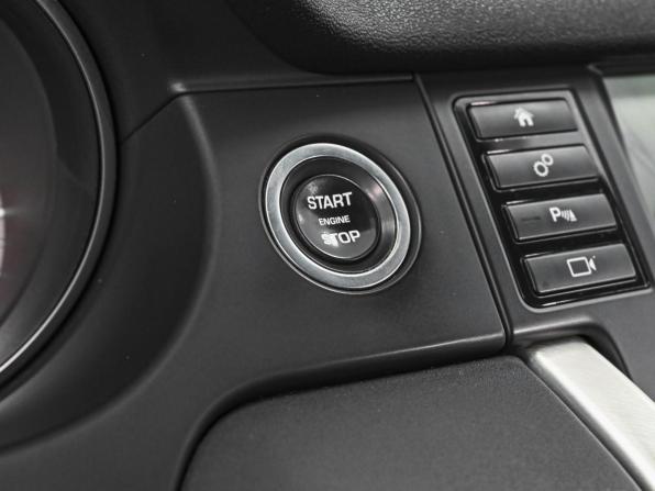 Land Rover Discovery Sport I с пробегом 2016 года, цена 2 048 000 рублей, 157554 км, внедорожник, Автокод Объявления
