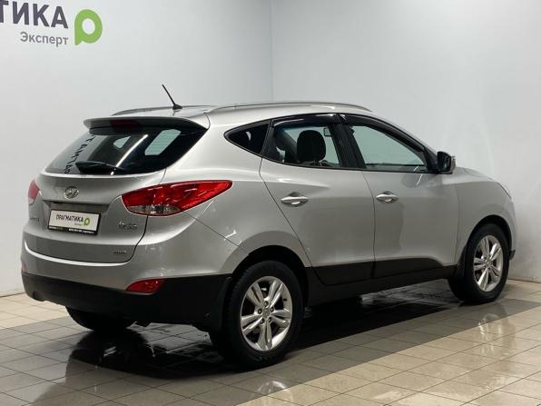 Hyundai ix35 I с пробегом 2010 года, цена 869 000 рублей, 168500 км, внедорожник, Автокод Объявления