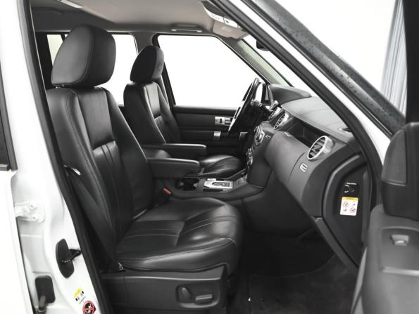 Land Rover Discovery IV Рестайлинг с пробегом 2015 года, цена 2 495 000 рублей, 147503 км, внедорожник, Автокод Объявления