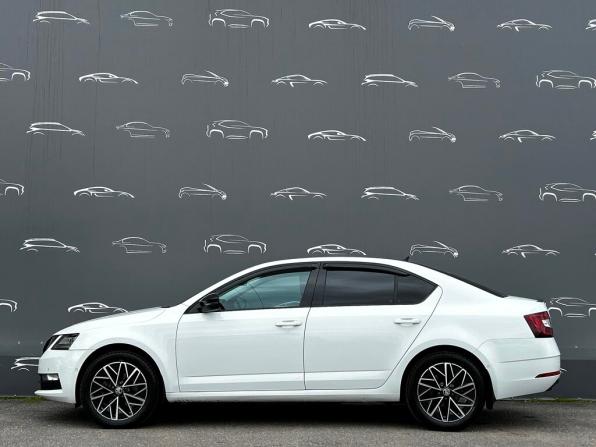 Skoda Octavia III (A7) Рестайлинг с пробегом 2020 года, цена 2 059 000 рублей, 93578 км, лифтбек, Автокод Объявления