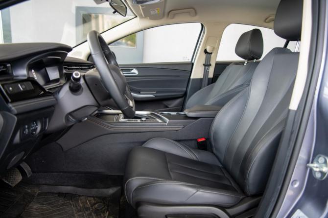 Omoda S5 с пробегом 2024 года, цена 2 450 000 рублей, 19885 км, седан, Автокод Объявления