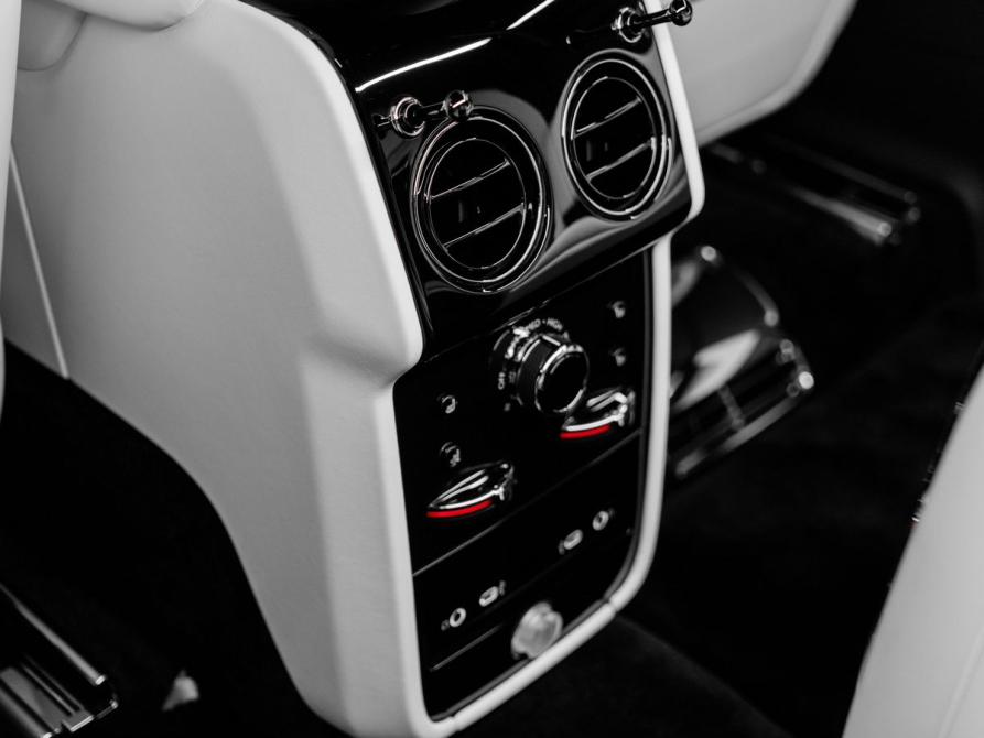 Rolls-Royce Cullinan I Рестайлинг (Series II) Москва  - изображение 35