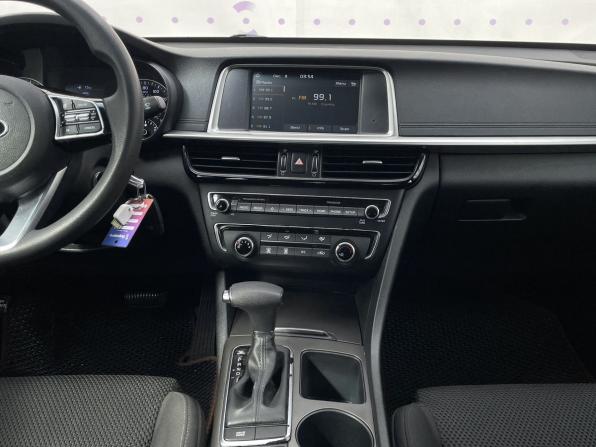Kia Optima IV Рестайлинг с пробегом 2019 года, цена 1 800 000 рублей, 104581 км, седан, Автокод Объявления