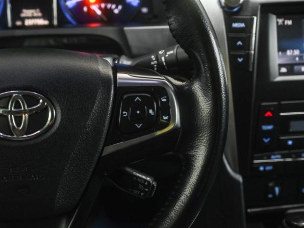 Toyota Camry VII (XV50) Рестайлинг с пробегом 2017 года, цена 1 799 000 рублей, 237756 км, седан, Автокод Объявления