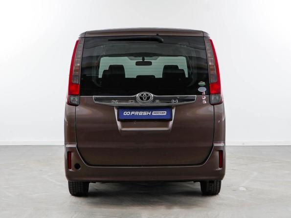 Toyota Noah III (R80) с пробегом 2017 года, цена 1 718 888 рублей, 187178 км, минивэн, Автокод Объявления