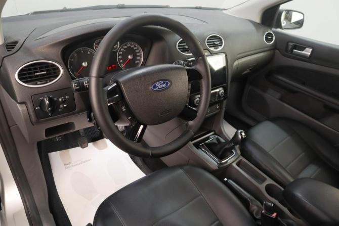 Ford Focus II с пробегом 2007 года, цена 549 000 рублей, 277913 км, седан, Автокод Объявления