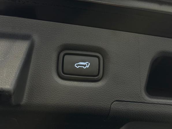 Hyundai Santa Fe IV Рестайлинг с пробегом 2021 года, цена 3 090 000 рублей, 130761 км, внедорожник, Автокод Объявления