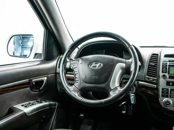 Hyundai Santa Fe II Рестайлинг с пробегом 2011 года, цена 1 200 000 рублей, 220421 км, внедорожник, Автокод Объявления