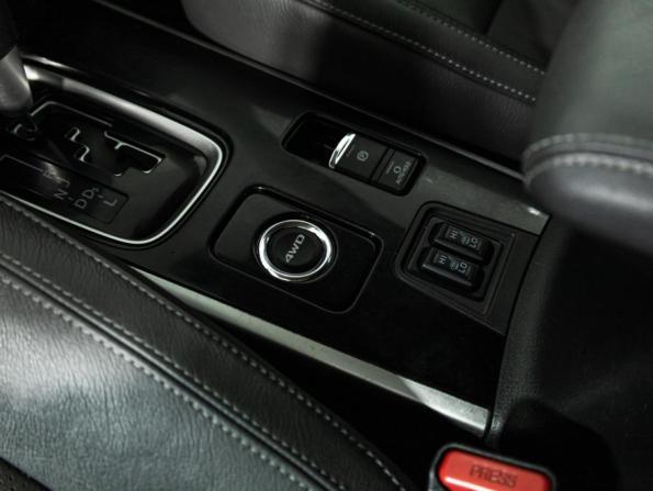 Mitsubishi Outlander III Рестайлинг 3 с пробегом 2019 года, цена 2 199 700 рублей, 80038 км, внедорожник, Автокод Объявления